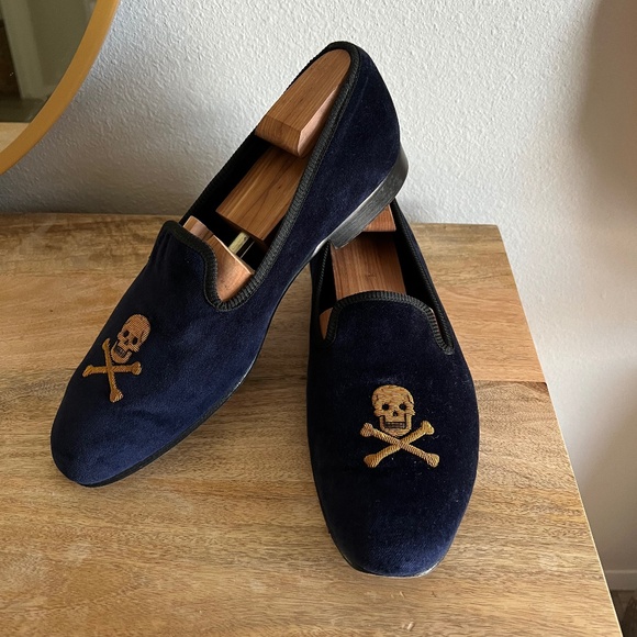 New & Lingwood Navy Skull & Crossbones Prince Albert Velvet Slippers - Picture 2 of 7